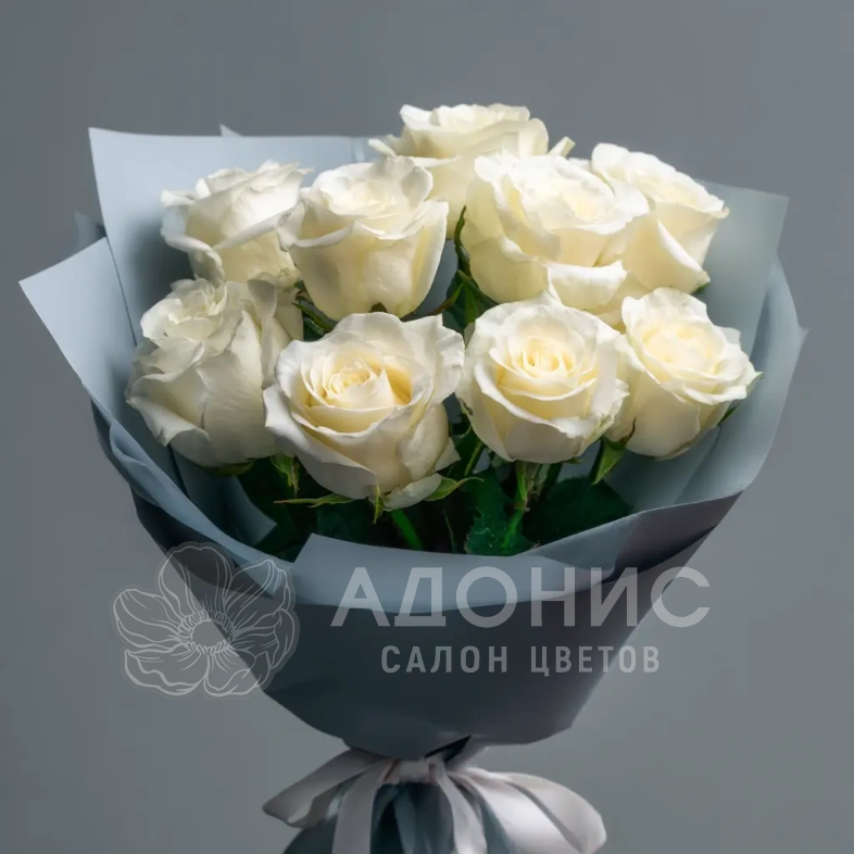 Белые розы &laquo;Белый лён&raquo;