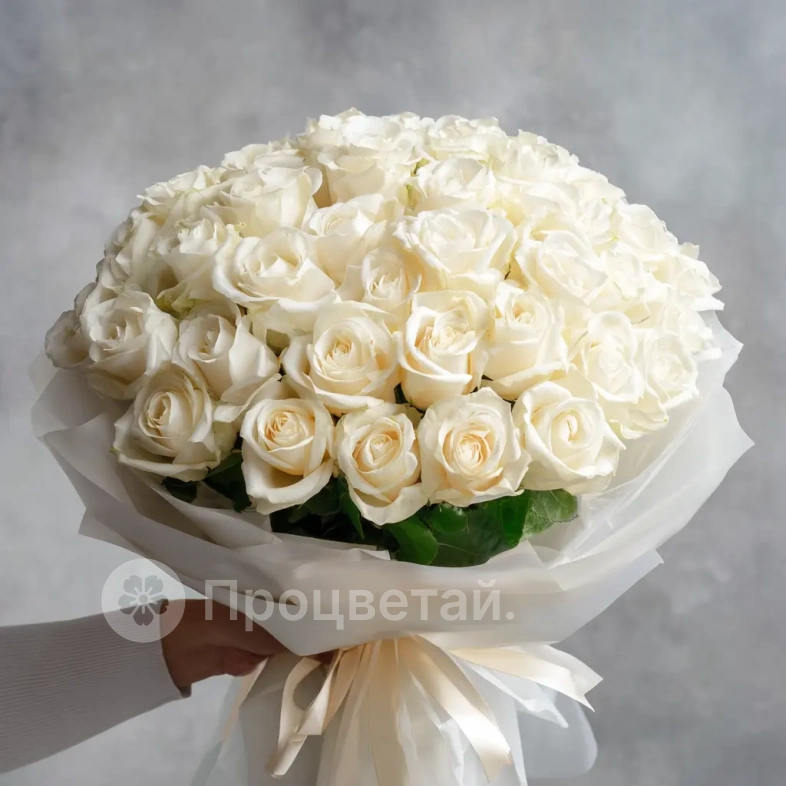 Белые розы &laquo;Белый шелк&raquo;