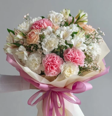 Букет с альстромериями «Игривое настроение»