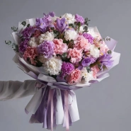 Букет с гвоздиками &laquo;Гармония оттенков&raquo; 0