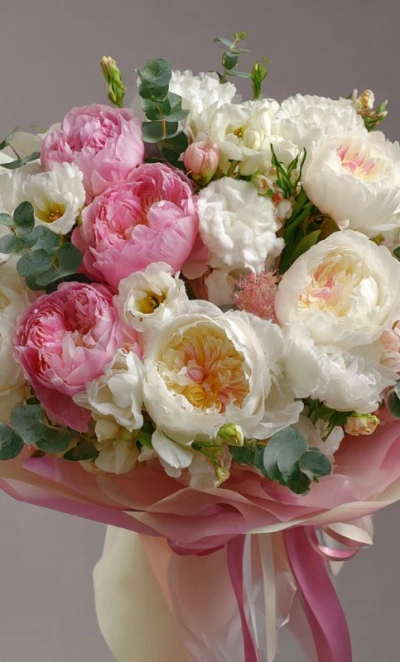 Букет с пионами «Зефирная фантазия»