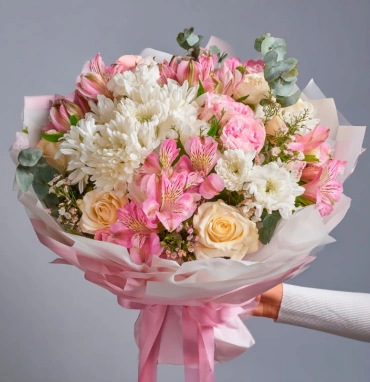 Букет с хризантемами «Светлый выбор»