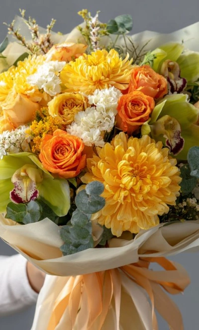 Букет с хризантемами «Классика тепла»