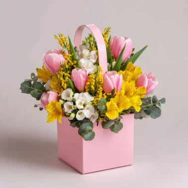 Композиция в сумочке «Весенний коктейль»