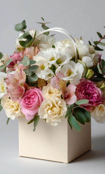 Цветы в сумочке «Прогулка по Парижу»