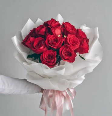Красные розы «Страсть мгновения»